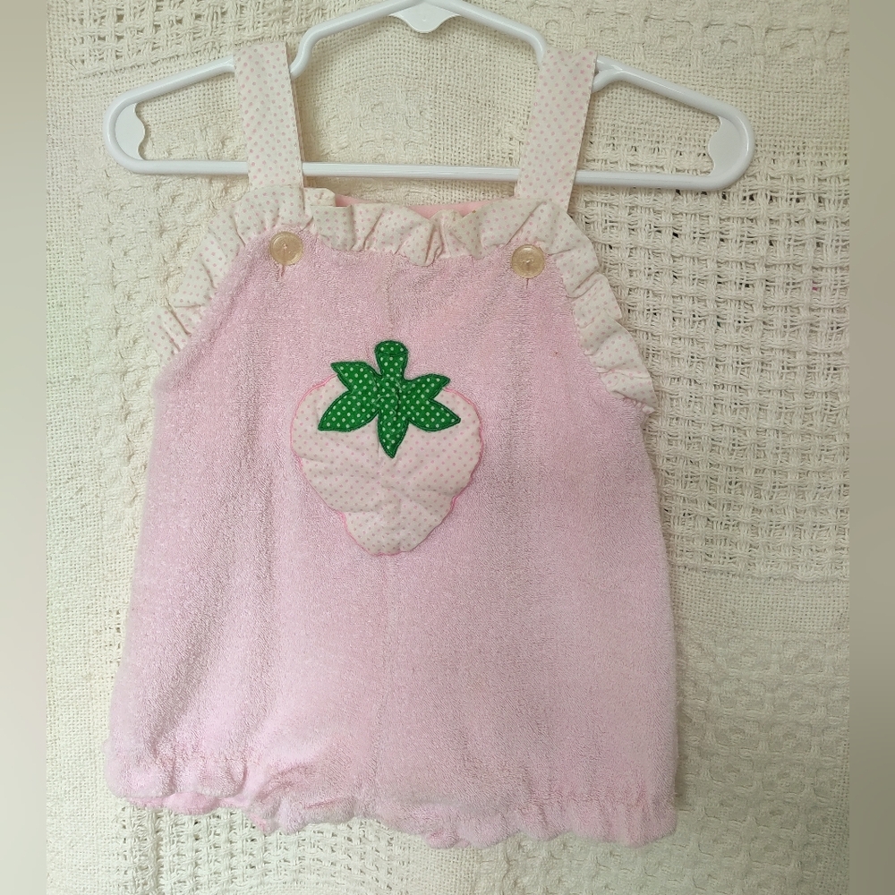 Vintage 🍓 Strawberry Overall Romper Terry Material Size 12 Months